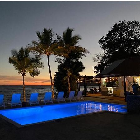 Oceanfront Bungalows - Paradise Rentals Santa Catalina Eksteriør billede